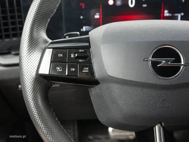 Opel Astra L 13