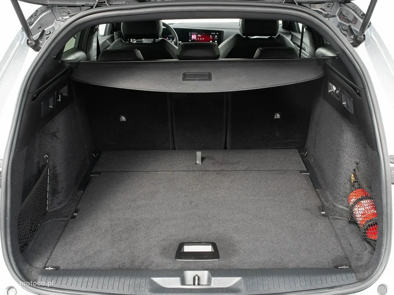 Opel Astra L 26