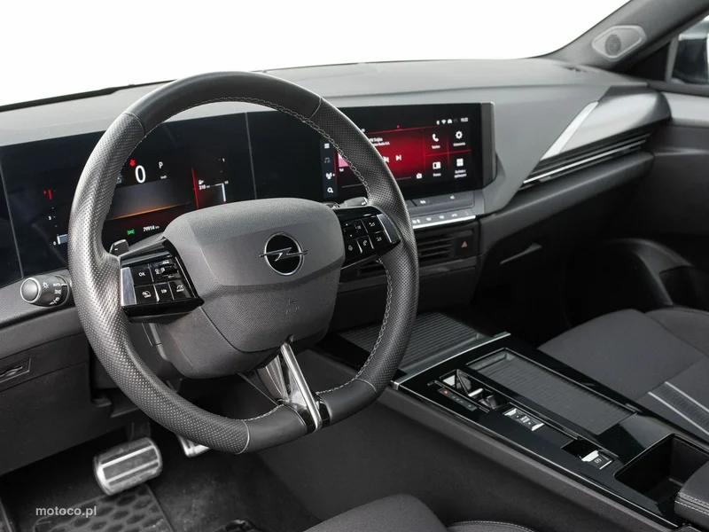 Opel Astra L 6