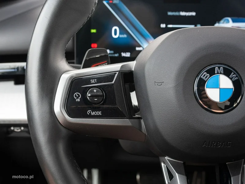 BMW Seria 5 G60 520 13