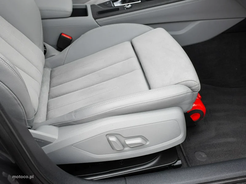 Audi A4 B9 27