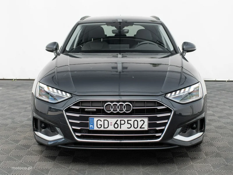 Audi A4 B9 6