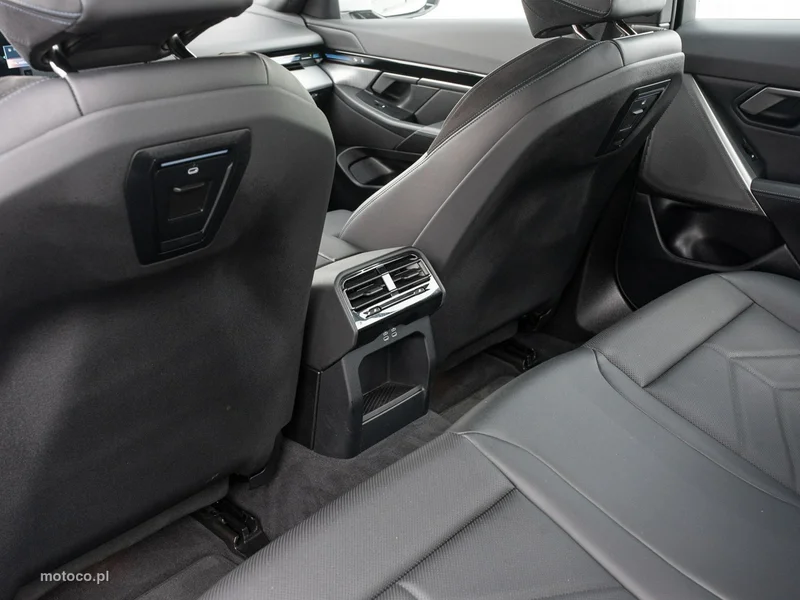 BMW Seria 5 G60 520 26