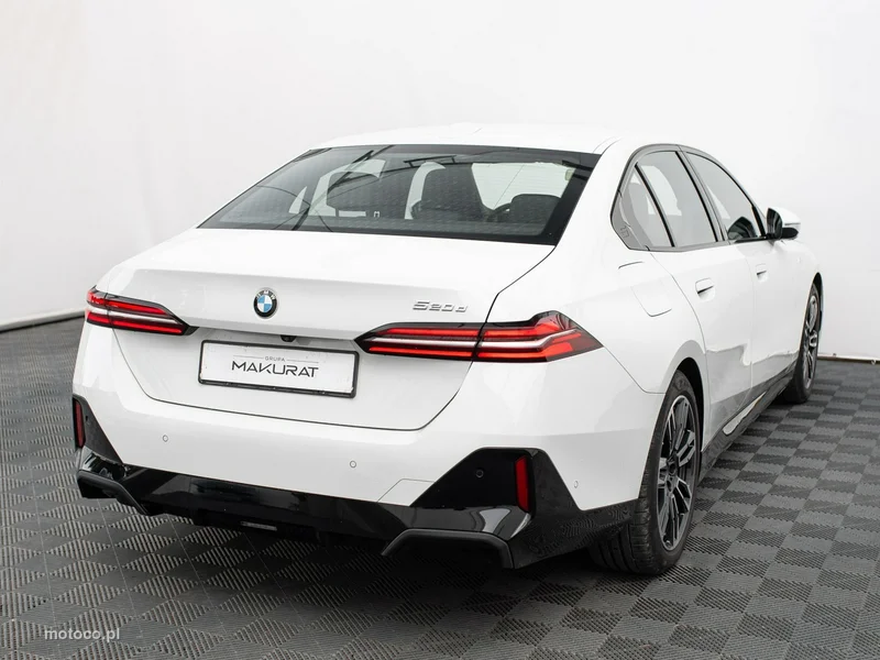 BMW Seria 5 G60 520 5