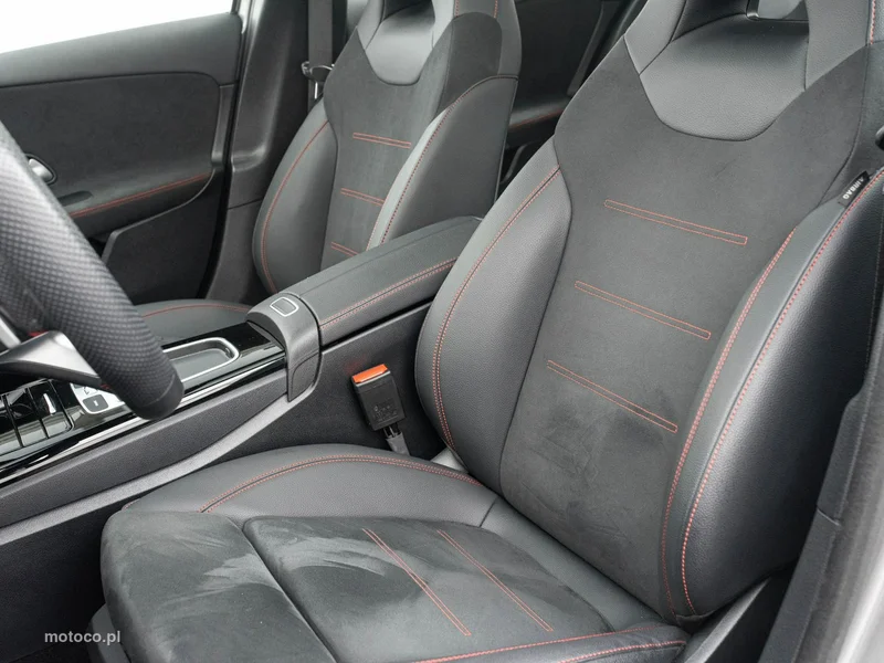 Mercedes-Benz Klasa A W177 A 220 11