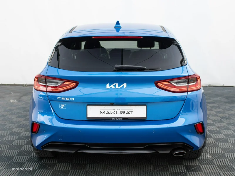 Kia Cee'd 8