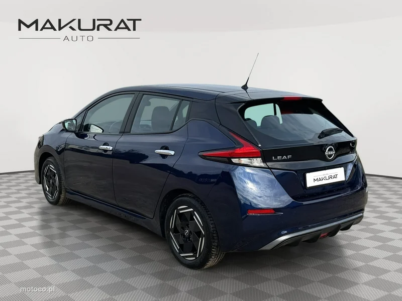 Nissan Leaf 4