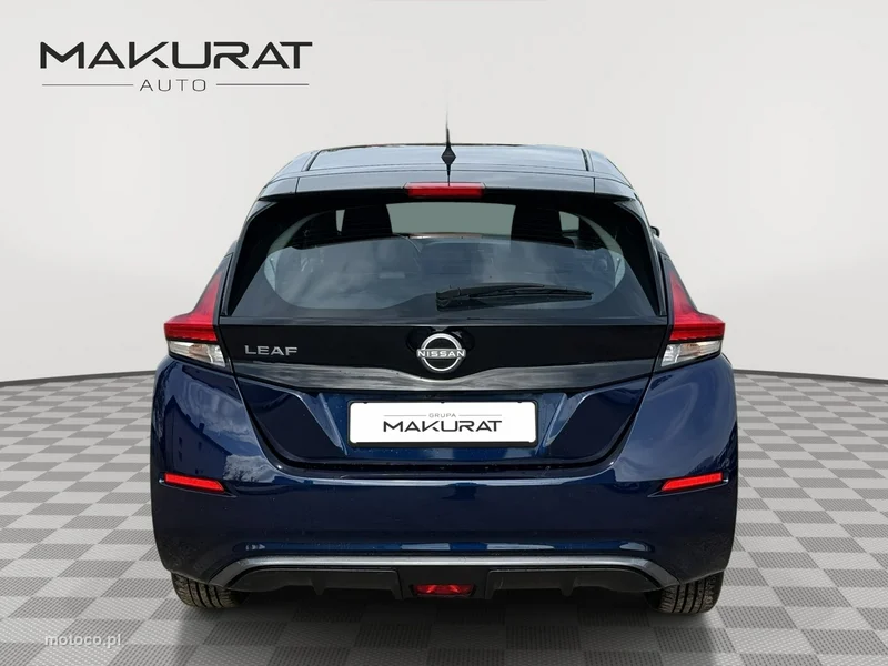 Nissan Leaf 6