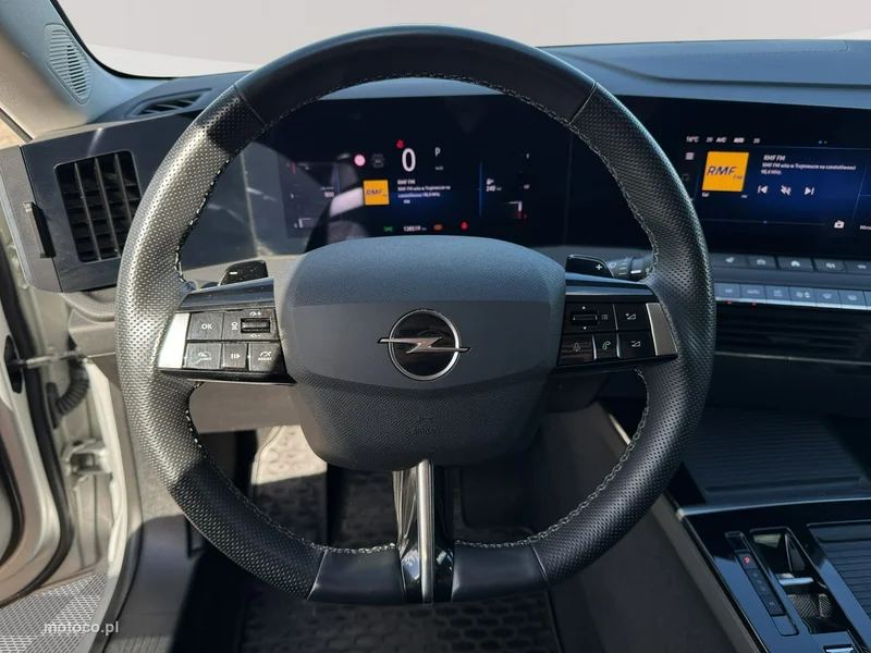 Opel Astra L 15