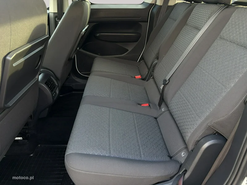 Ford Tourneo Connect 22