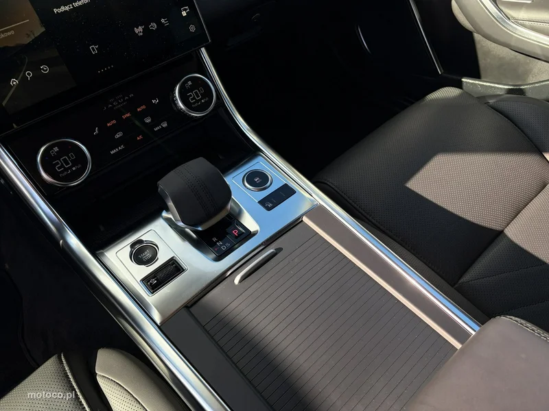 Jaguar XF 23