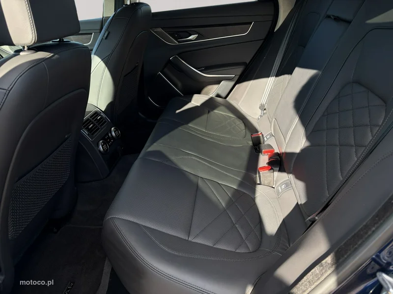 Jaguar XF 25