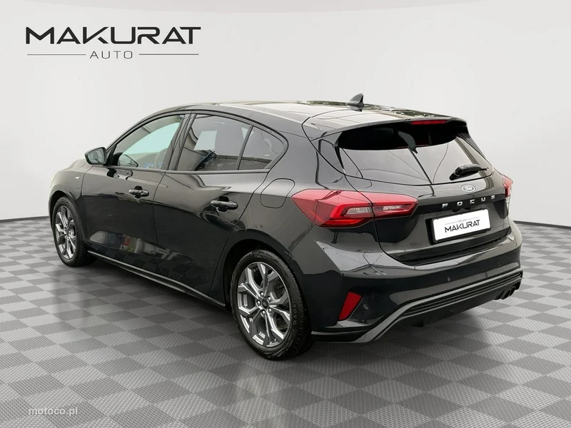 Ford Focus IV 3