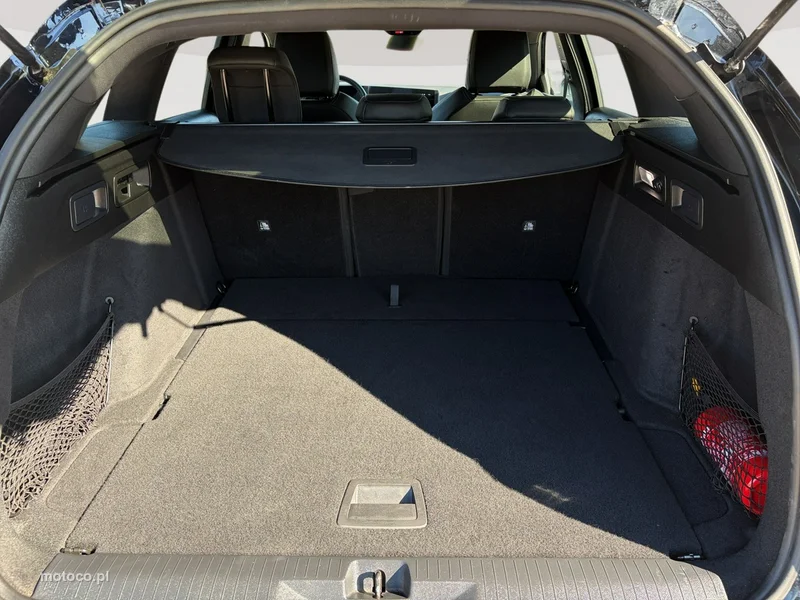 Opel Astra L 27
