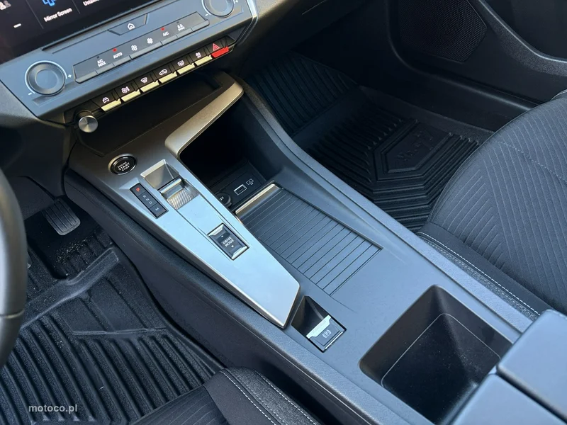 Peugeot 308 21