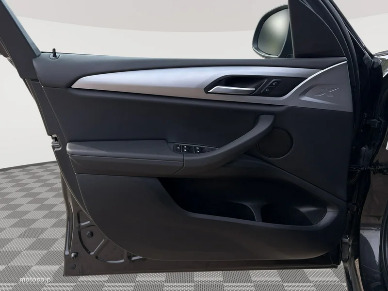BMW X3 G01 10