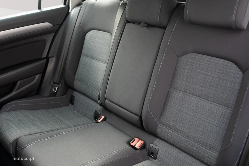 Volkswagen Passat B8 26