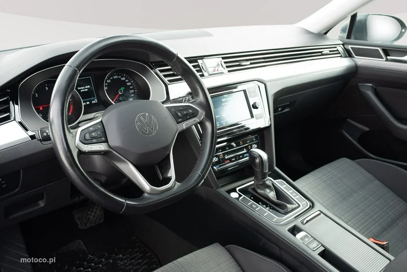 Volkswagen Passat B8 5