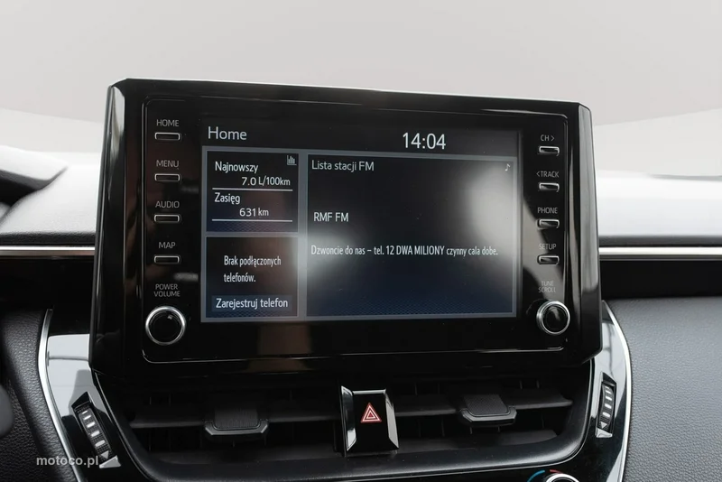 Toyota Corolla E210 16