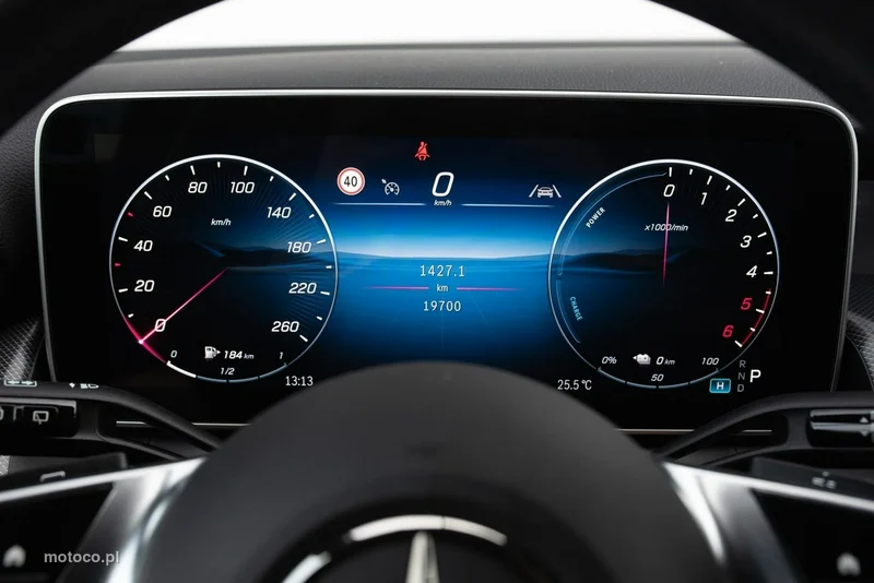 Mercedes-Benz GLC X254 300 11