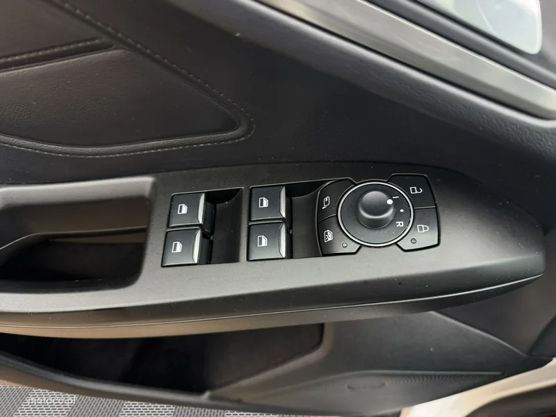 Ford Focus IV 11