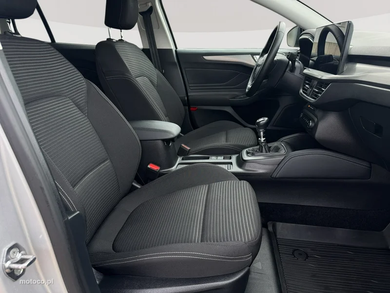 Ford Focus IV 25