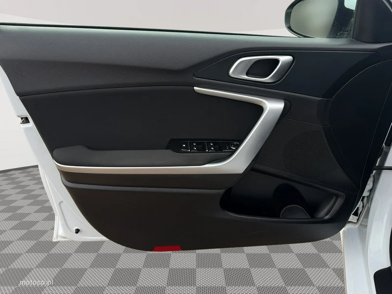 Kia Cee'd 10