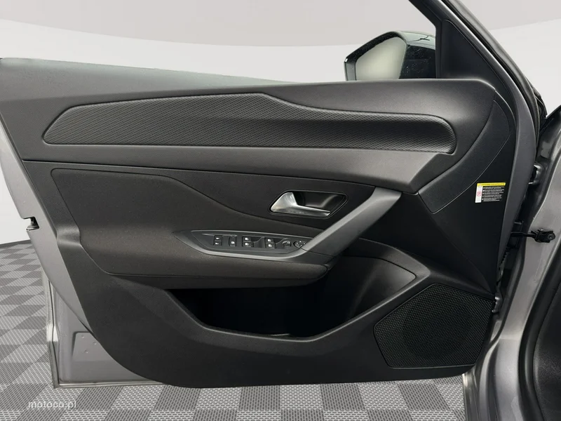 Peugeot 308 10