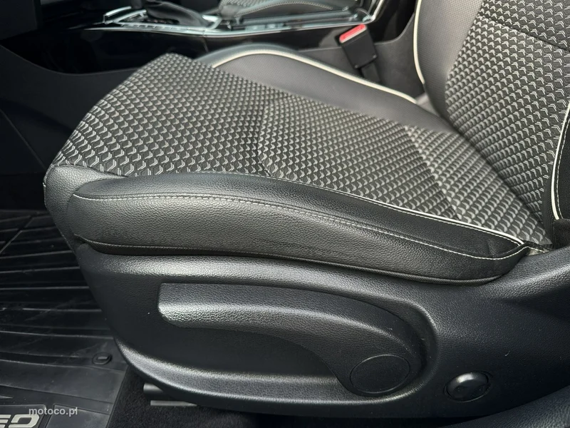 Kia XCeed 12