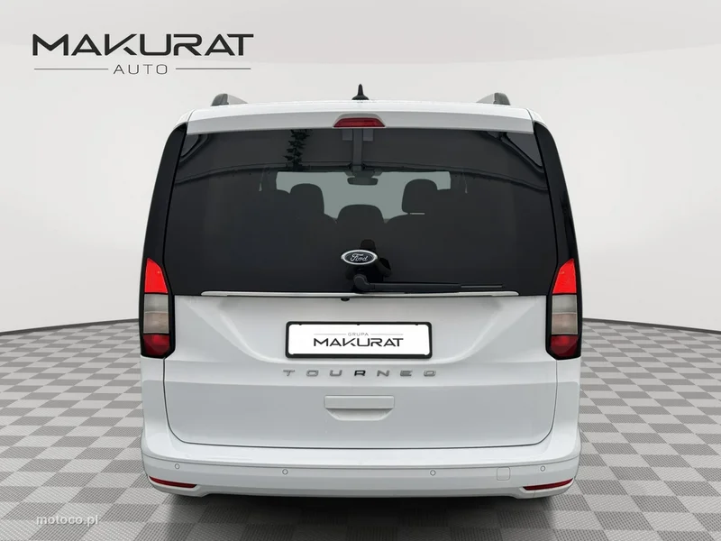 Ford Tourneo Connect 6