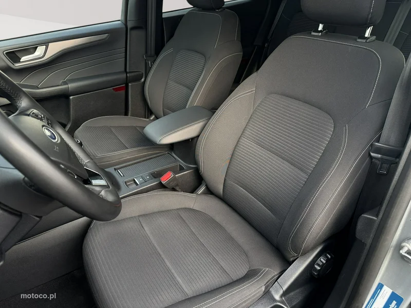 Ford Kuga III 11