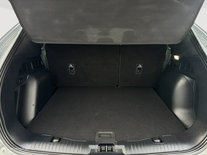 Ford Kuga III 22