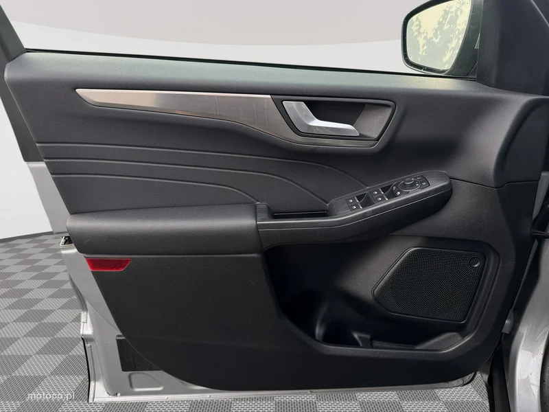 Ford Kuga III 9