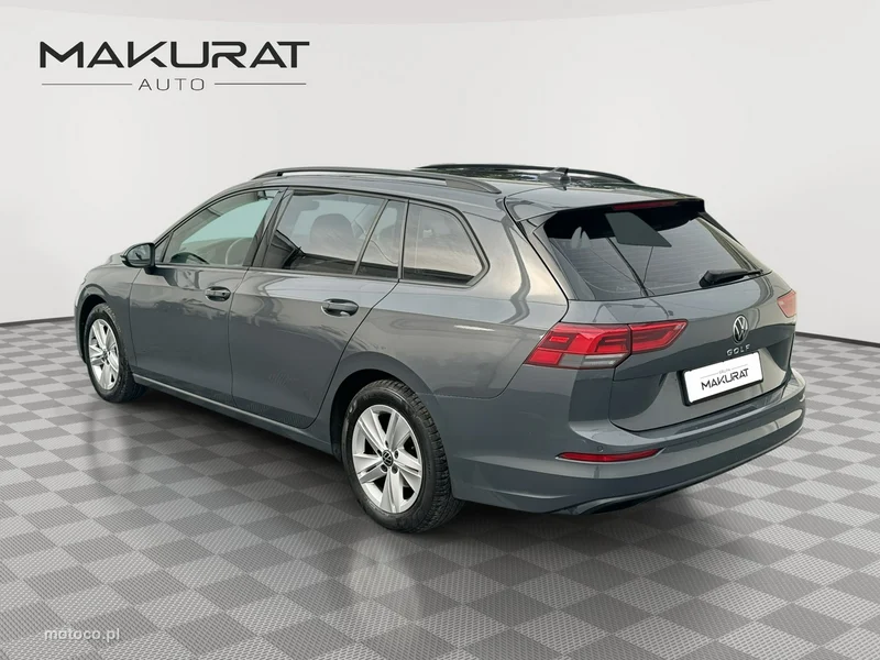 Volkswagen Golf VIII 3