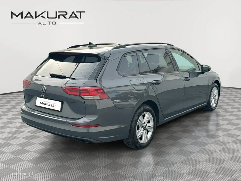 Volkswagen Golf VIII 4