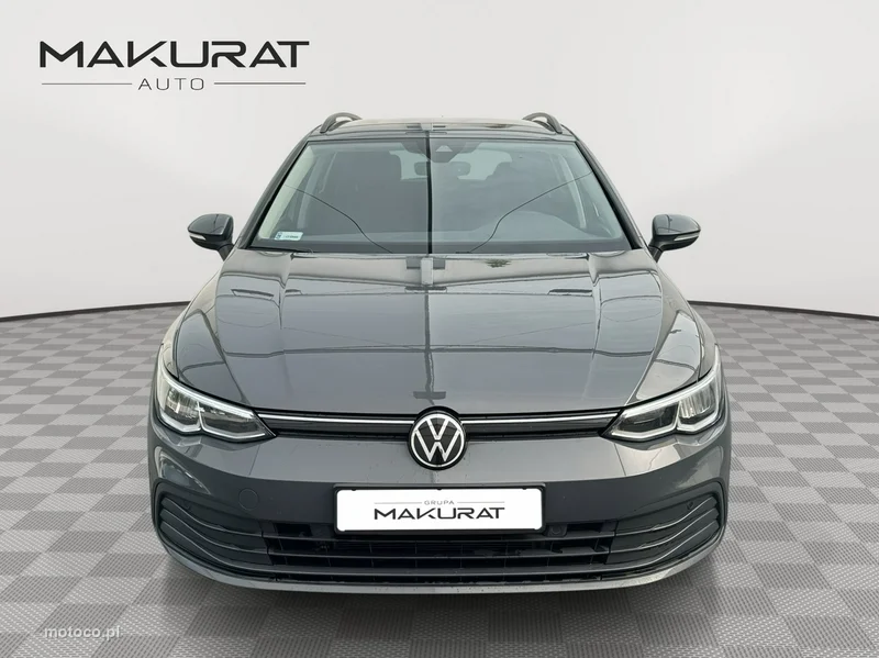 Volkswagen Golf VIII 5