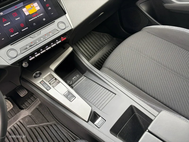 Peugeot 308 19