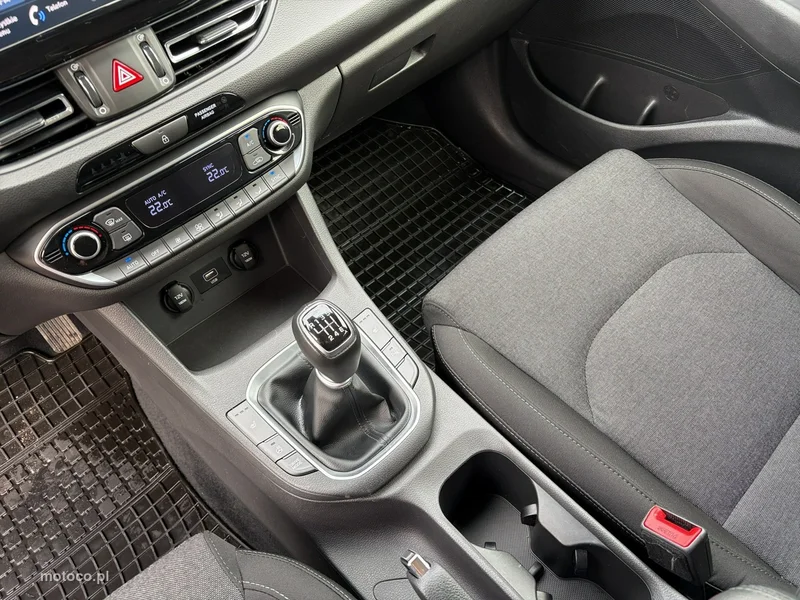 Hyundai i30 18