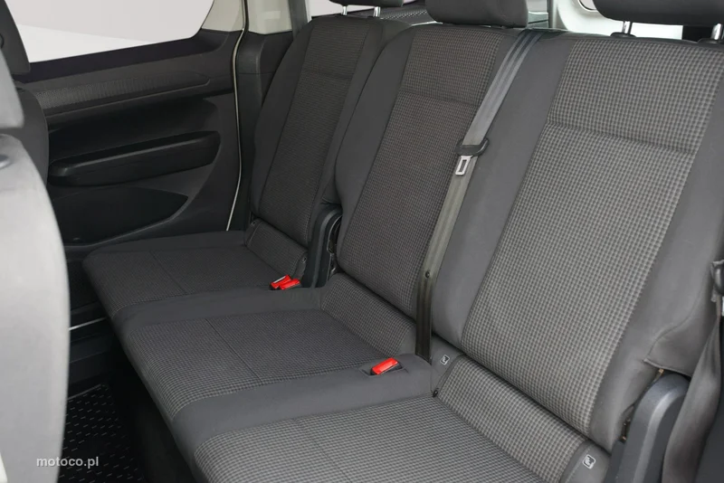 Volkswagen Caddy V 19