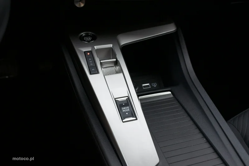 Peugeot 308 14