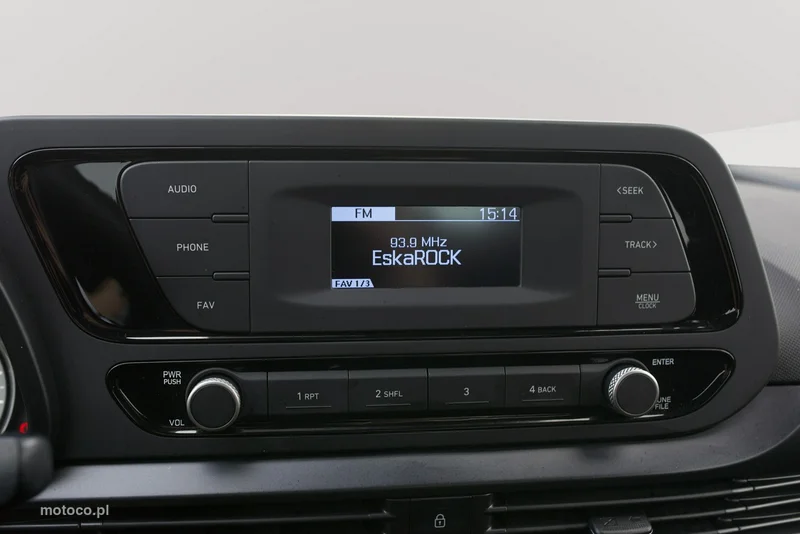 Hyundai i20 16