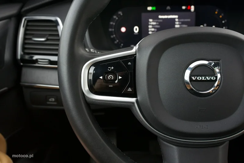Volvo XC 90 12
