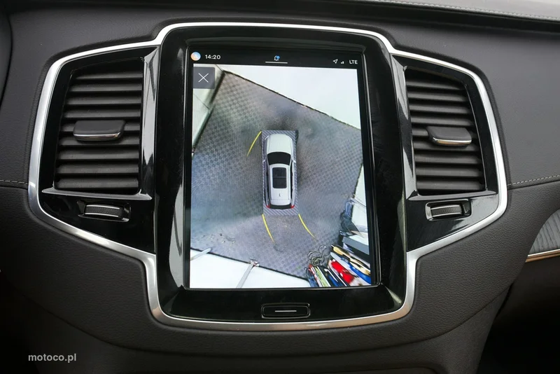 Volvo XC 90 22