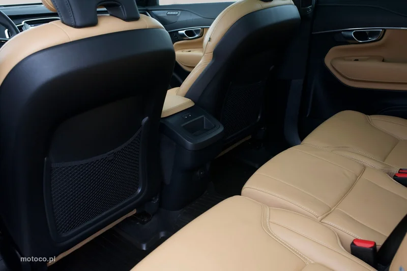 Volvo XC 90 24