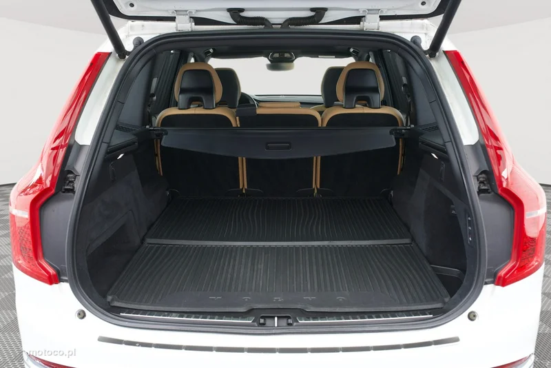 Volvo XC 90 26