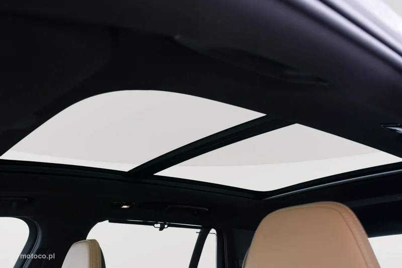 Volvo XC 90 32