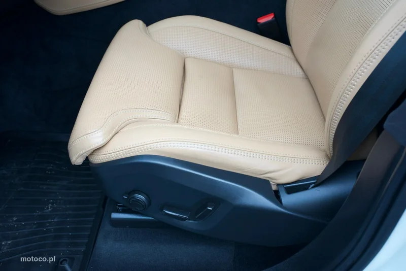 Volvo XC 90 9