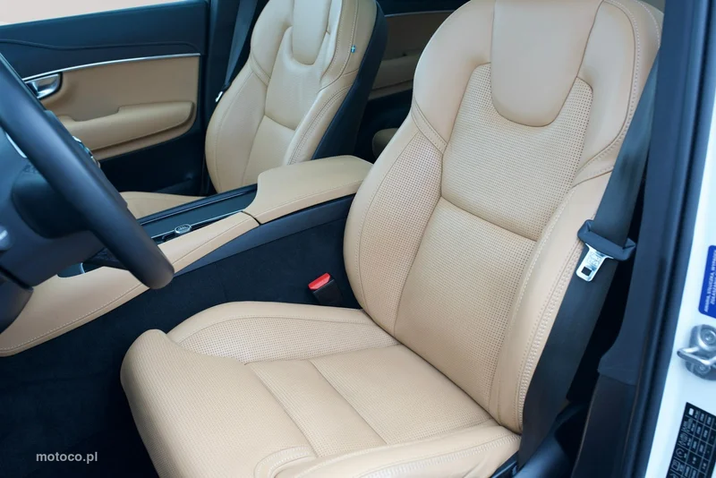 Volvo XC 90 10