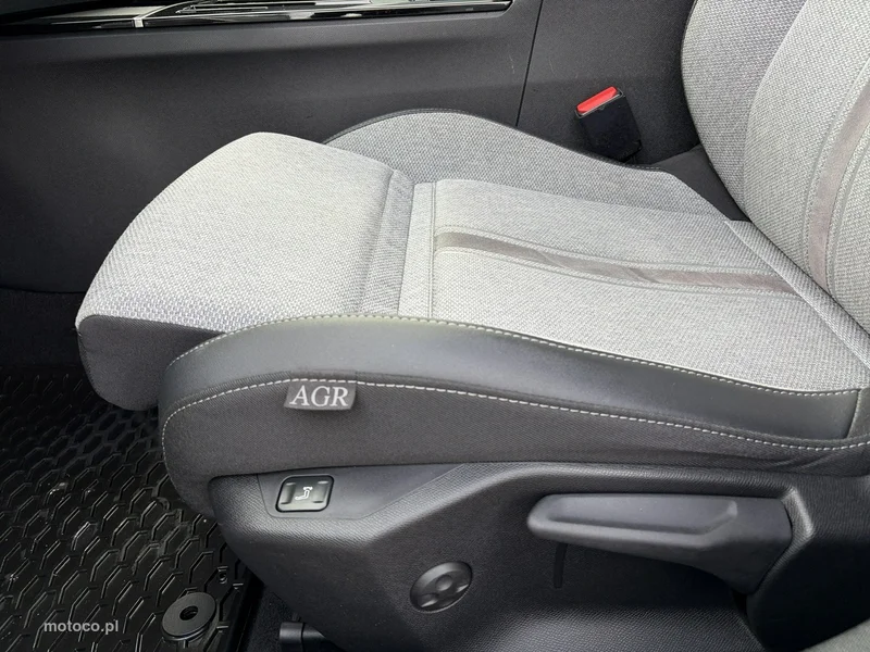 Opel Astra L 12