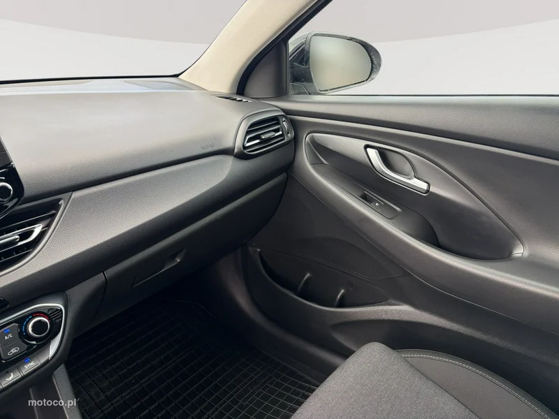 Hyundai i30 19